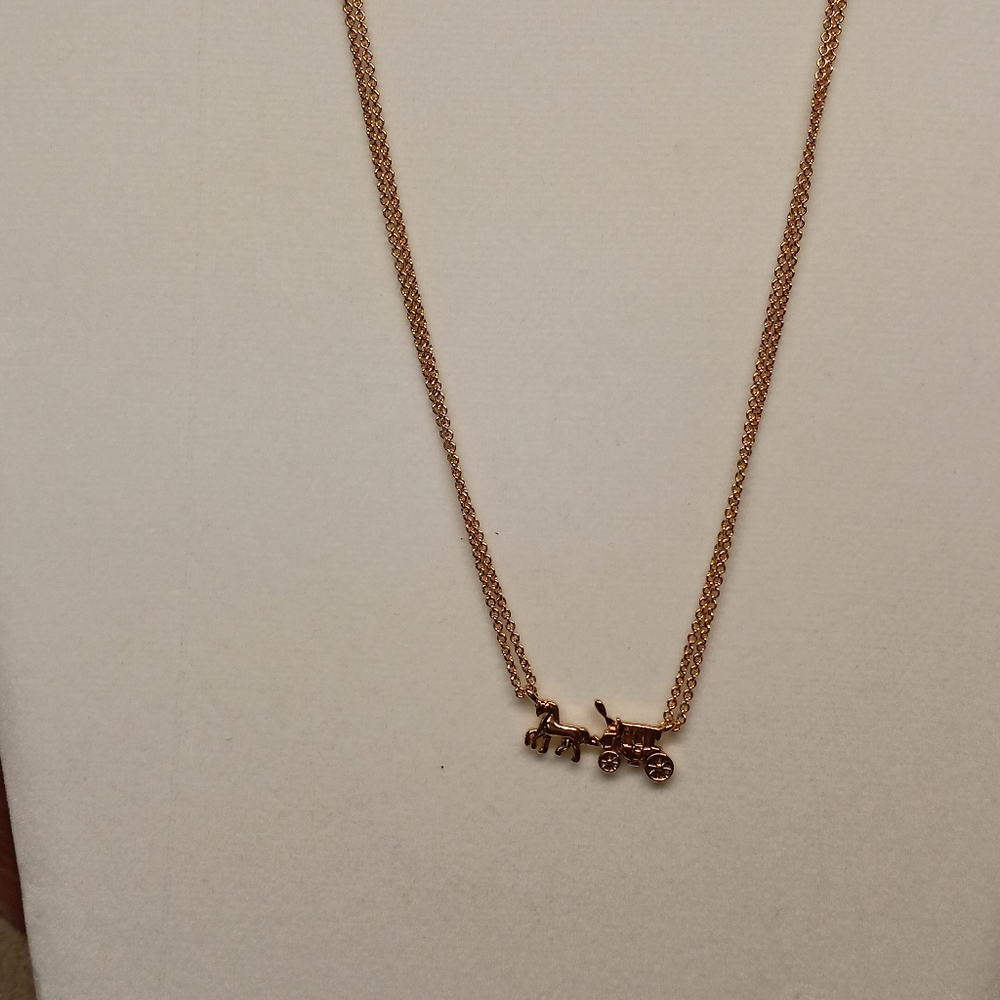 Coach horse and carriage necklace